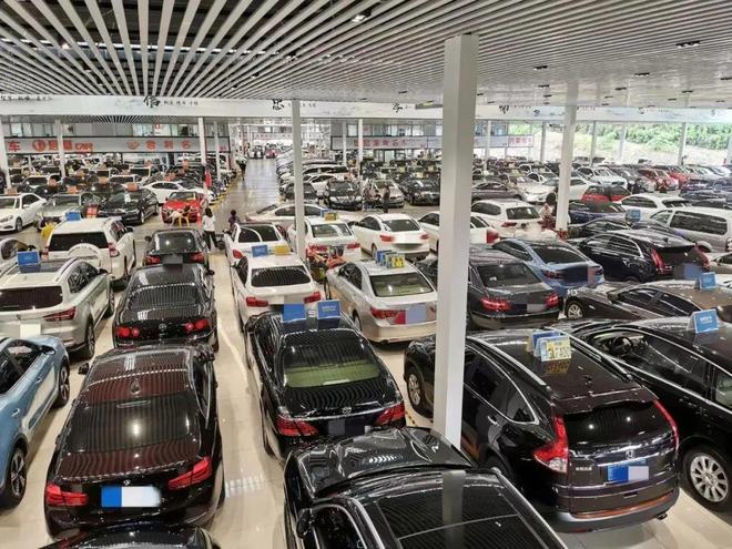 買車新選擇 為何二手車市場交易持續(xù)火熱？